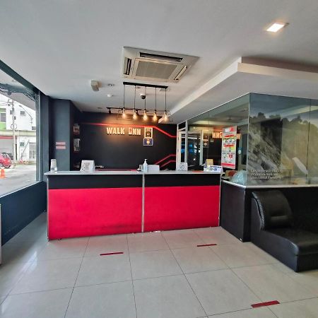 Walk Inn Мири Экстерьер фото