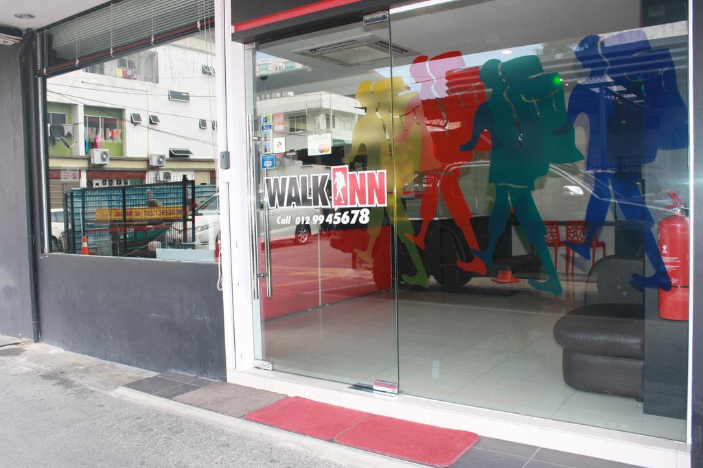 Walk Inn Мири Экстерьер фото