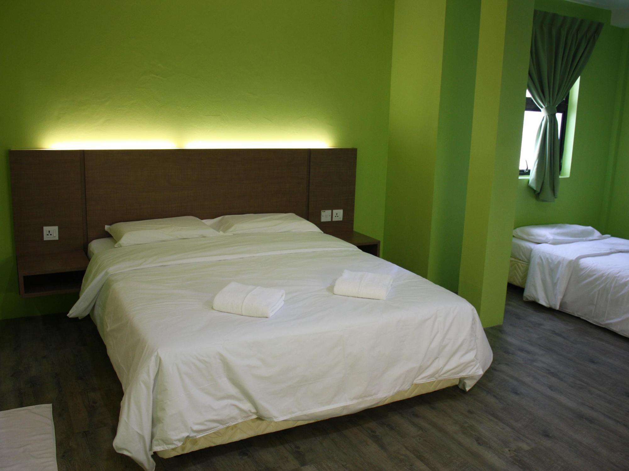 Walk Inn Мири Экстерьер фото